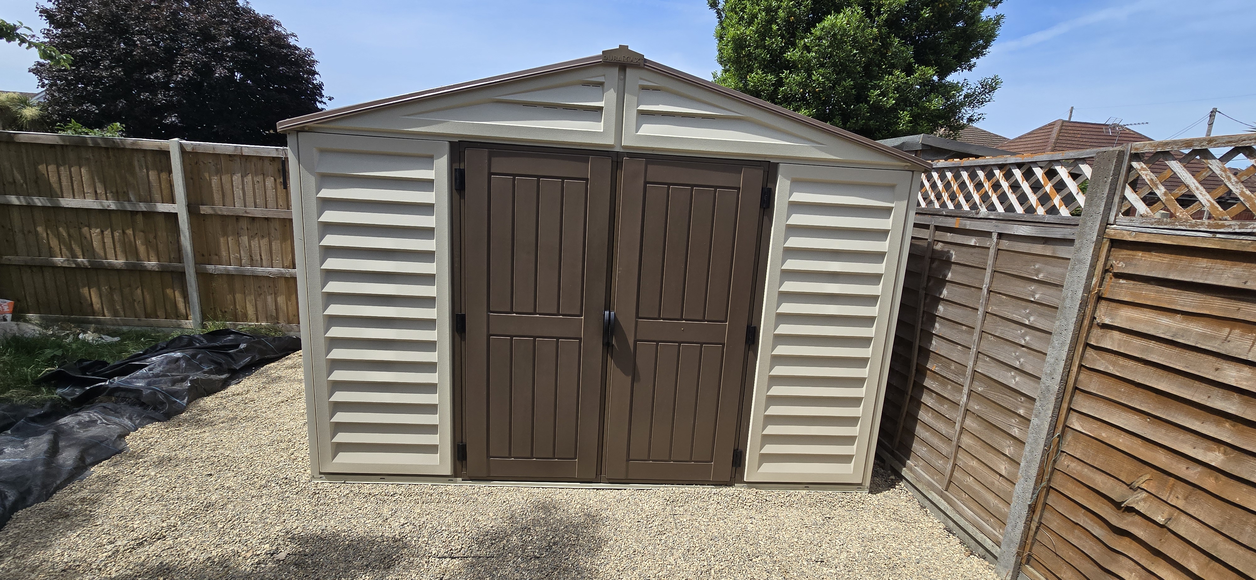Sheds & garden